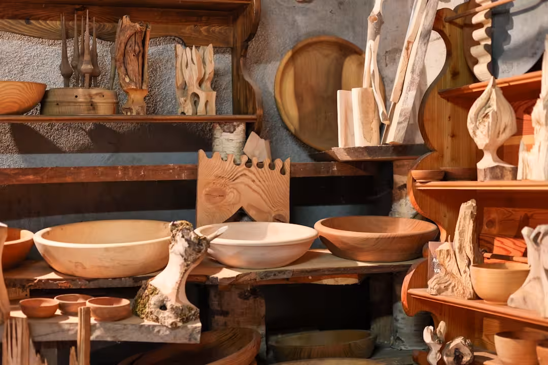 Mercatini di Natale in montagna in Piemonte: neve, artigianato e rifugi