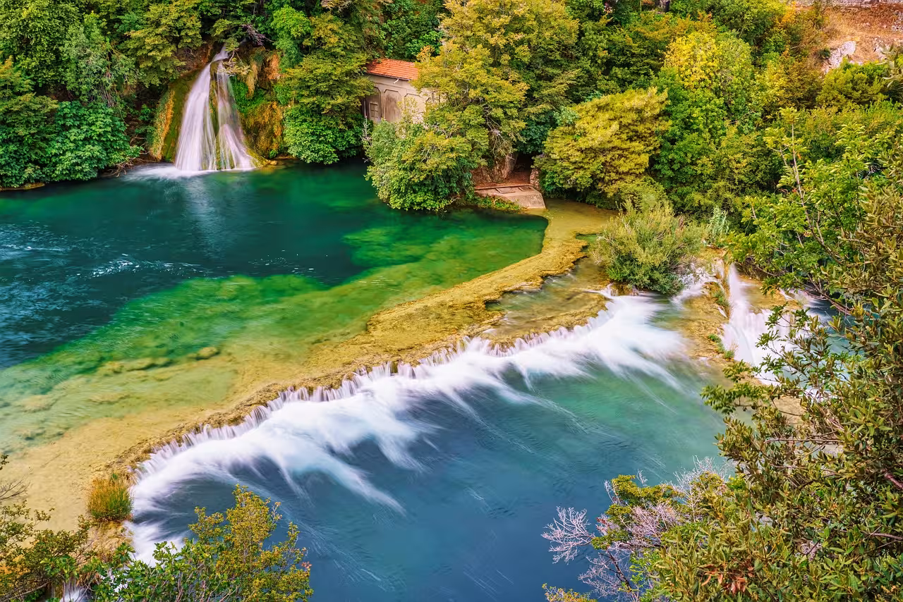 Ossola per amanti della fotografia: cascate, borghi e luci di montagna