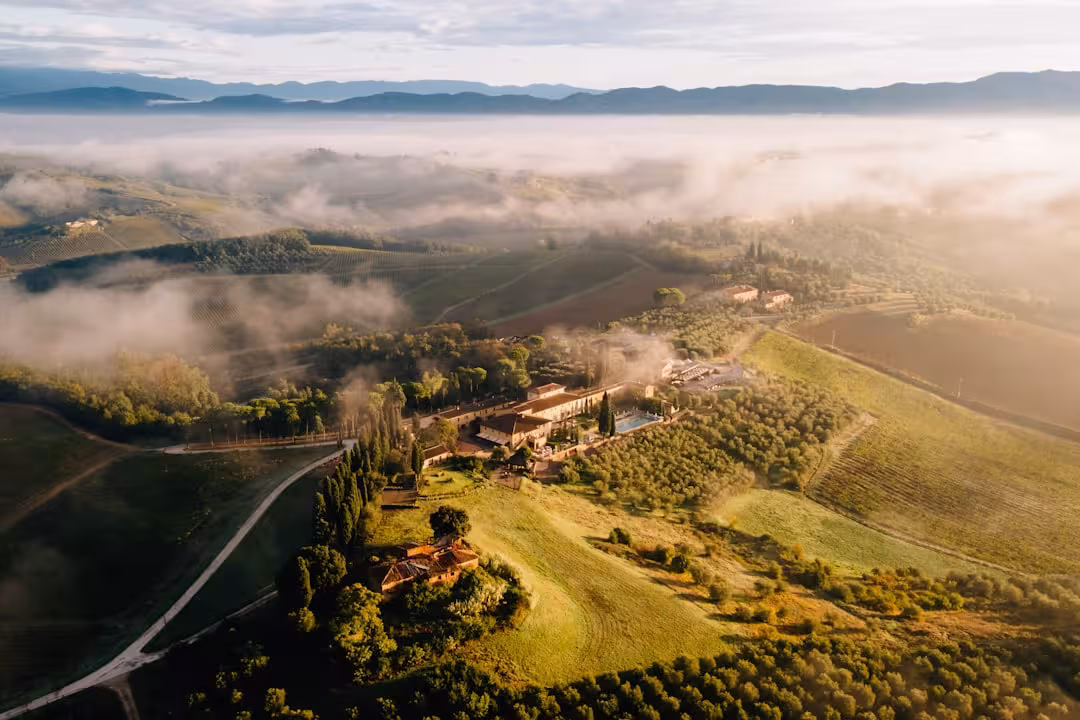 Weekend romantico nelle Langhe: dove dormire, cenare e fare degustazioni