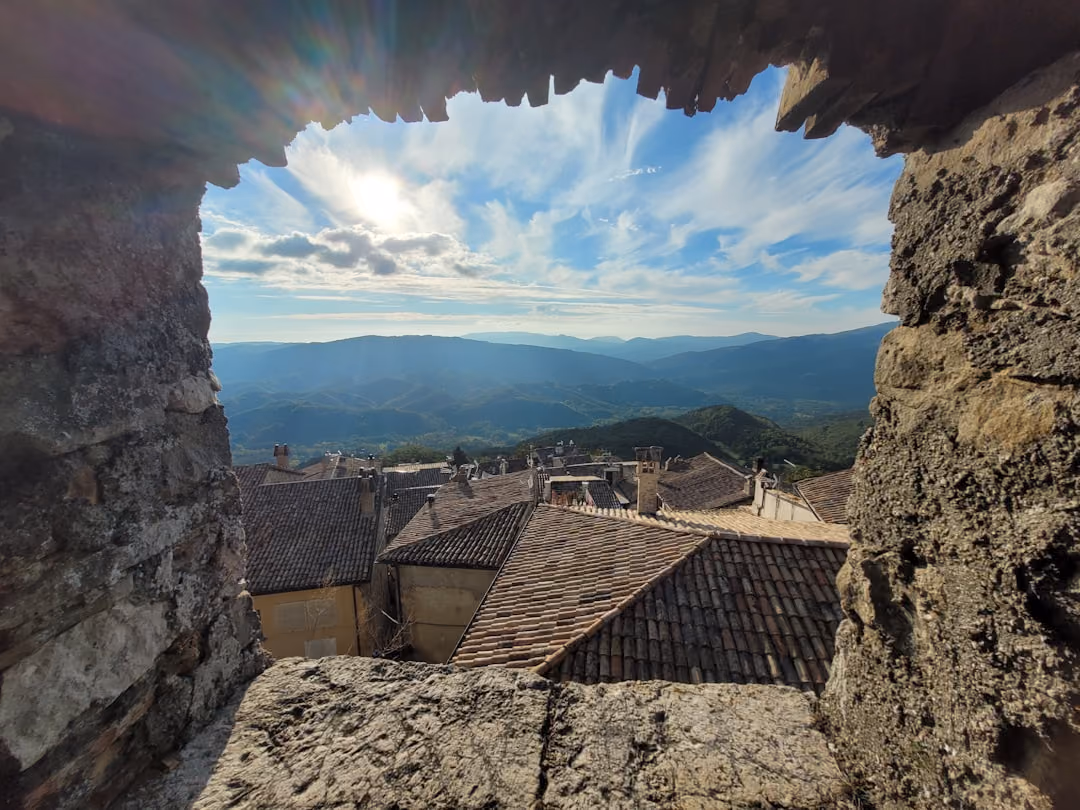 Valchiusella e Traversella: Pietra, Miniere e Cammini Nella Valle Laterale