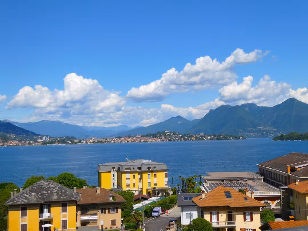 Lago Maggiore d’inverno: cosa fare fuori stagione tra città, spa e musei
