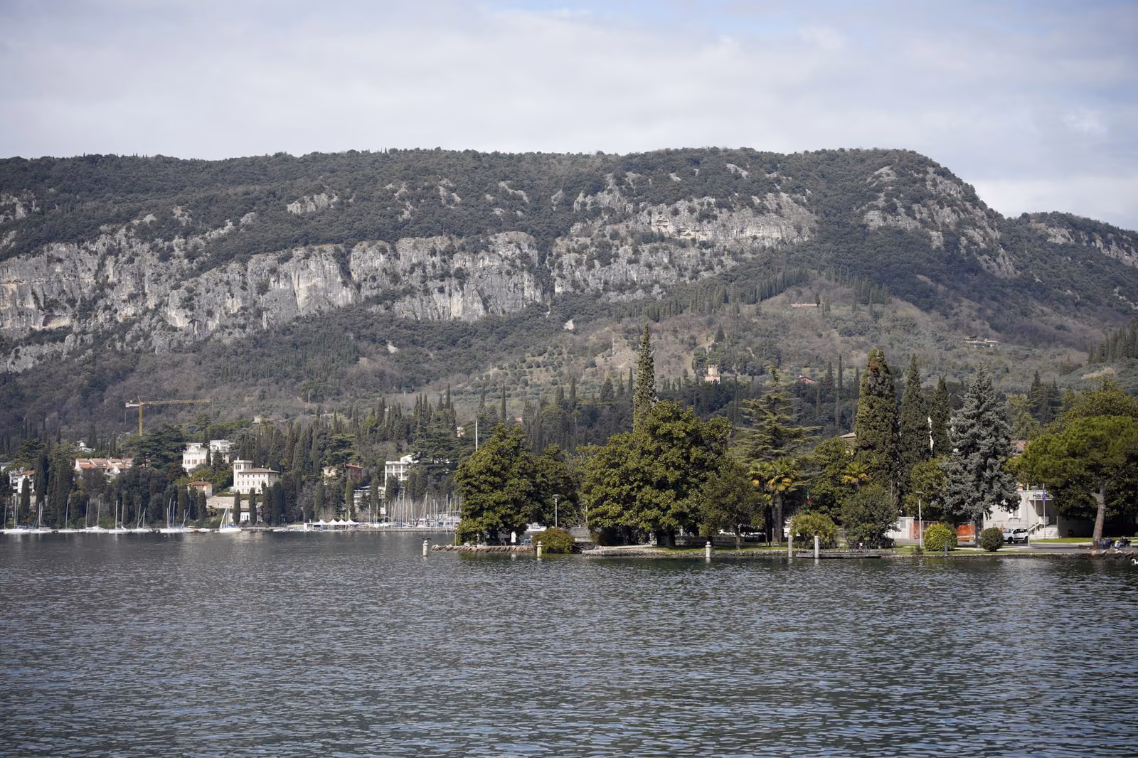 Meina: parchi, lago e idee per un fine settimana rilassato