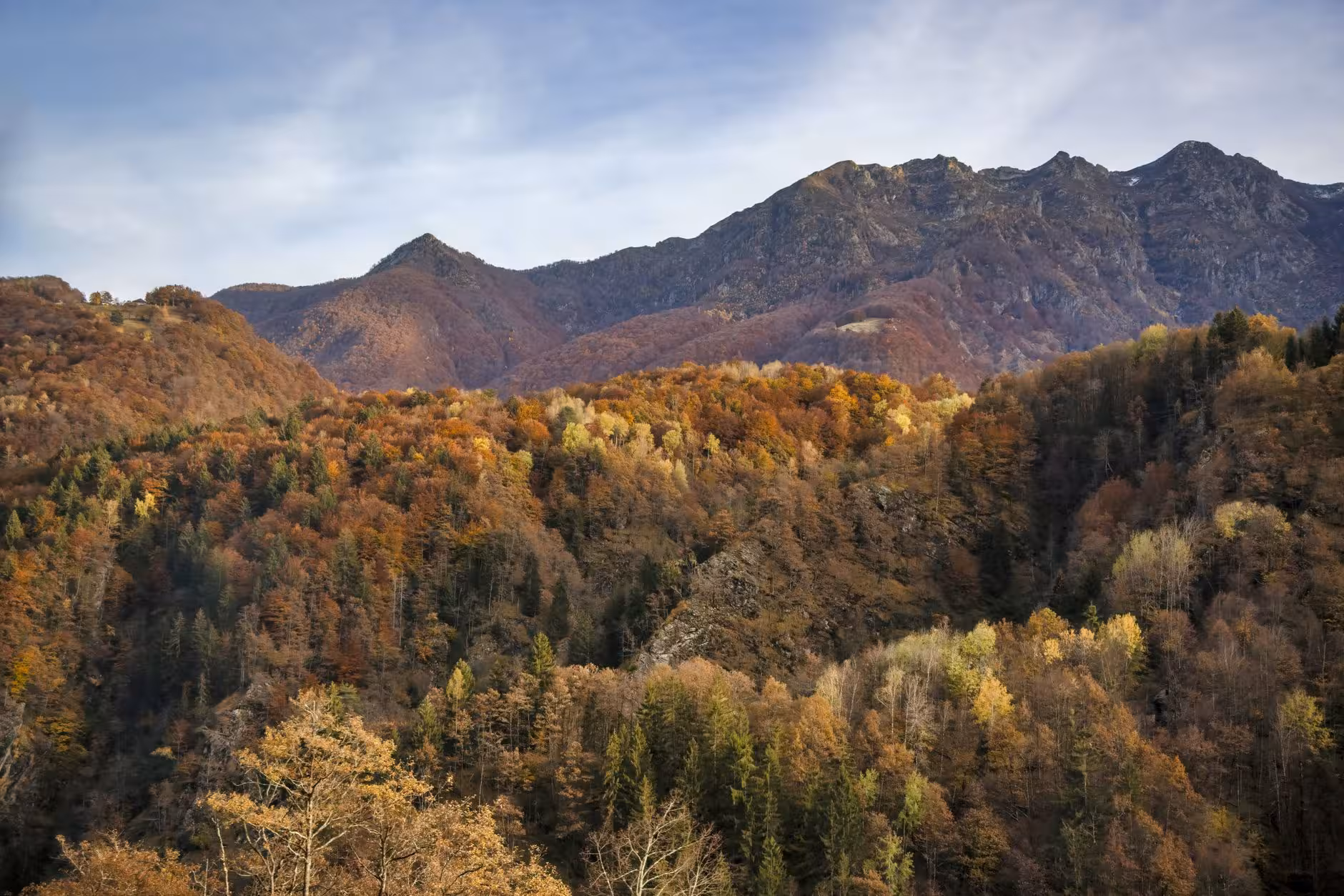 Valle Cervo: borghi in pietra, arrampicata e cammini nel Biellese
