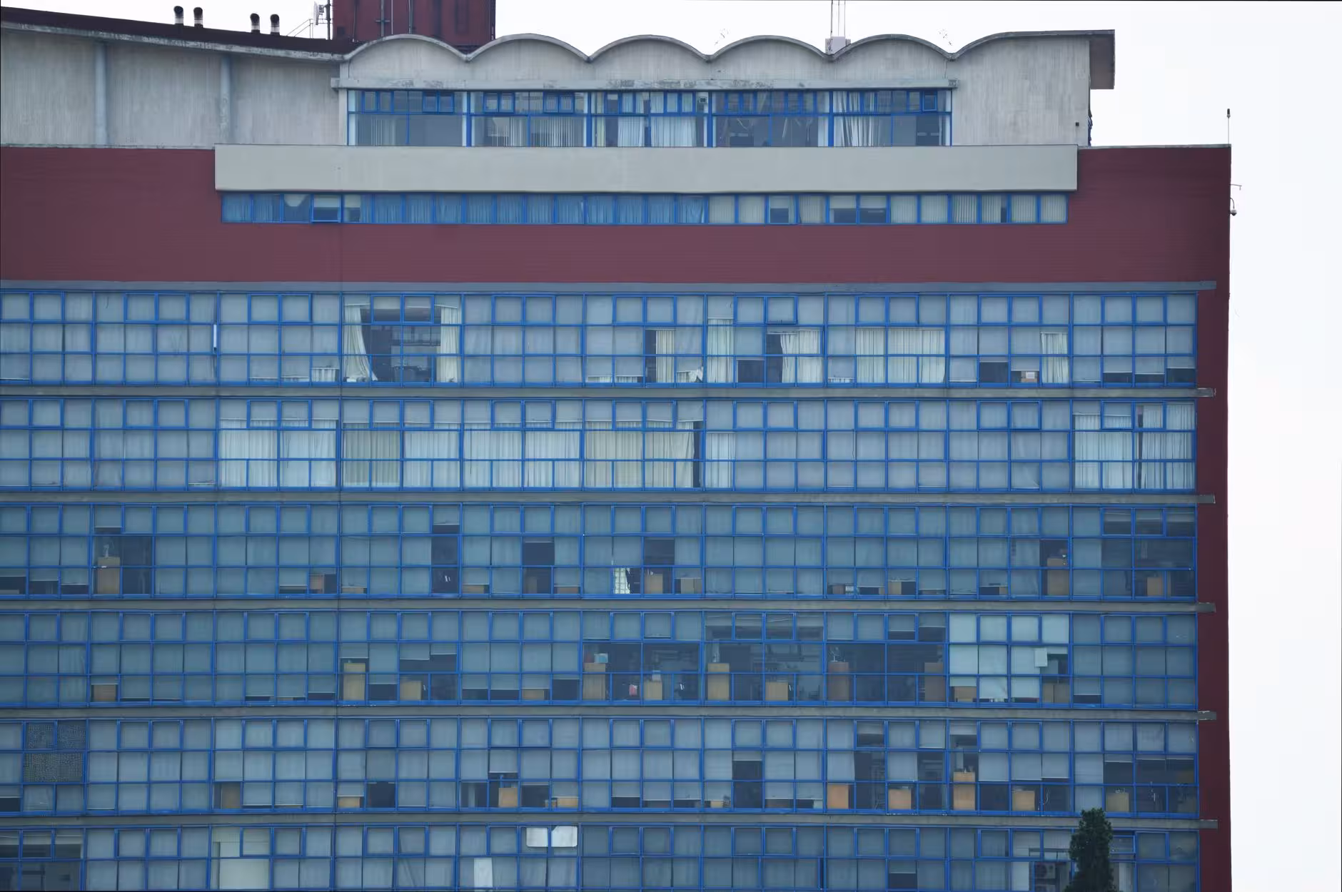 Ivrea e Olivetti: la Fabbrica che Voleva Produrre Felicità